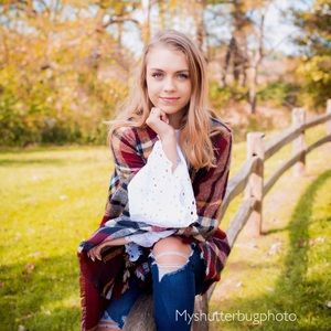 Meet your Posher, Lexi